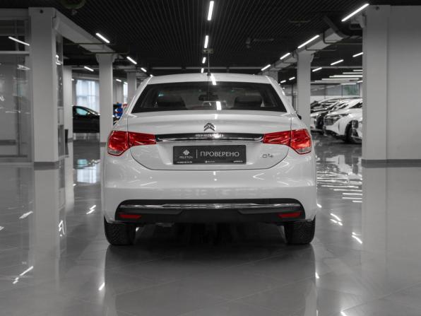 Citroen C4 II Рестайлинг с пробегом 2018 года, цена 1 360 000 рублей, 57662 км, седан, Автокод Объявления