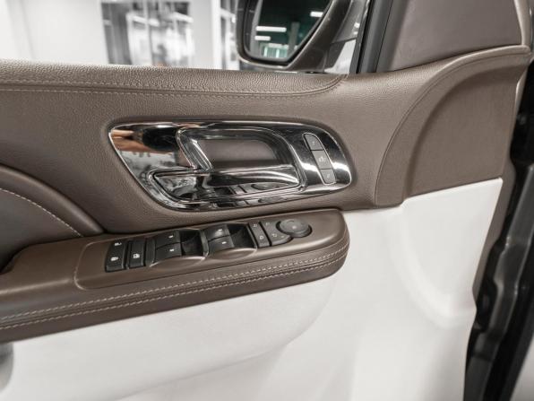 Cadillac Escalade III с пробегом 2011 года, цена 2 490 000 рублей, 132700 км, внедорожник, Автокод Объявления