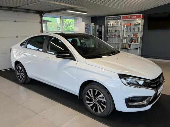 Lada (ВАЗ) Vesta I Рестайлинг (NG) с пробегом 2025 года, цена 1 820 475 рублей, 1688 км, седан, Автокод Объявления
