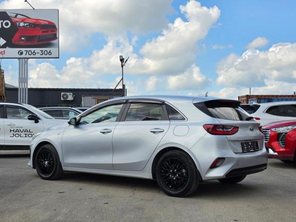 Kia Ceed III с пробегом 2018 года, цена 1 350 000 рублей, 99000 км, хэтчбек, Автокод Объявления