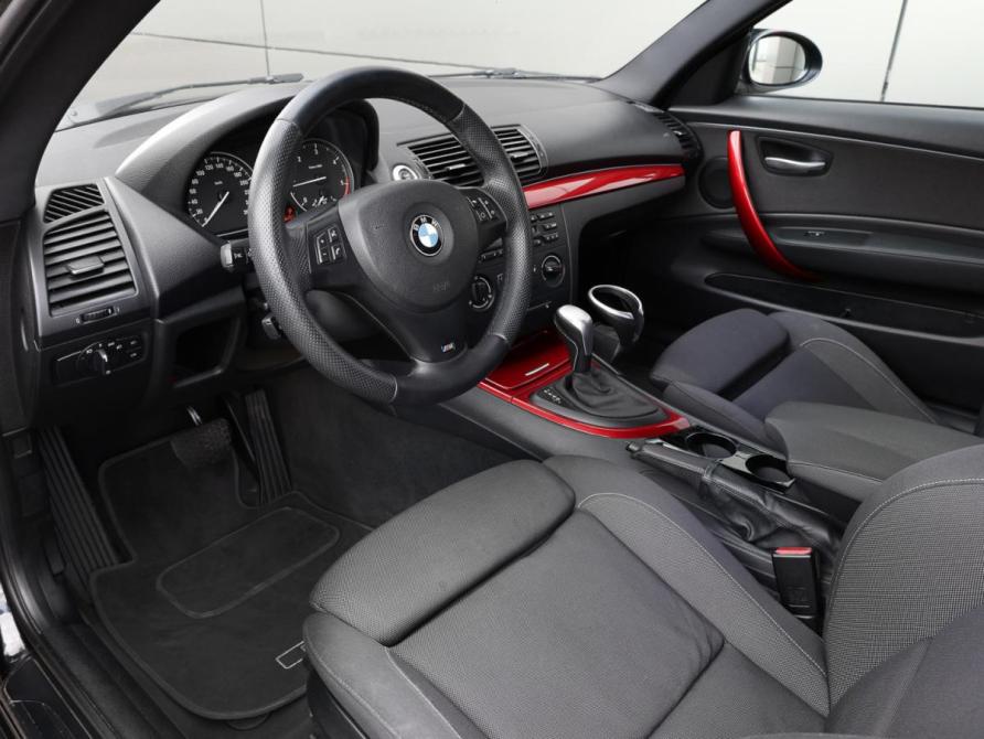 BMW 1 серии I (E81/E82/E87/E88) Рестайлинг Москва  - изображение 16