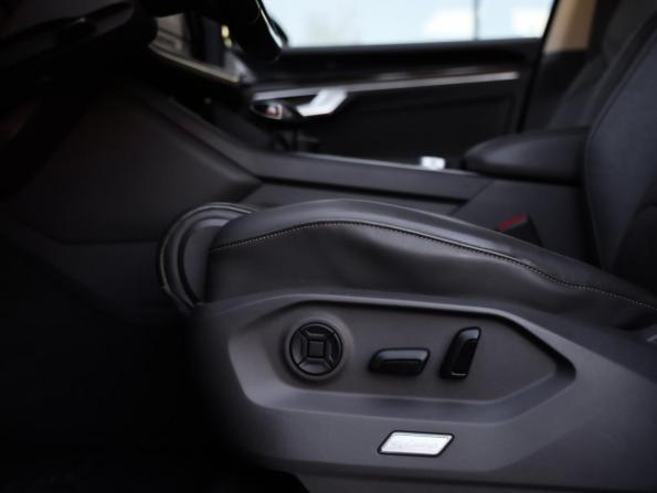 Volkswagen Touareg III с пробегом 2021 года, цена 4 749 000 рублей, 146658 км, внедорожник, Автокод Объявления