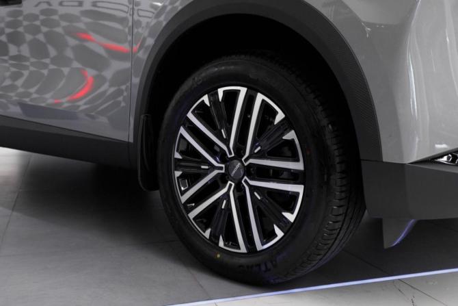 Новый Omoda C7 2026 года, цена 3 299 000 рублей, внедорожник, Автокод Объявления