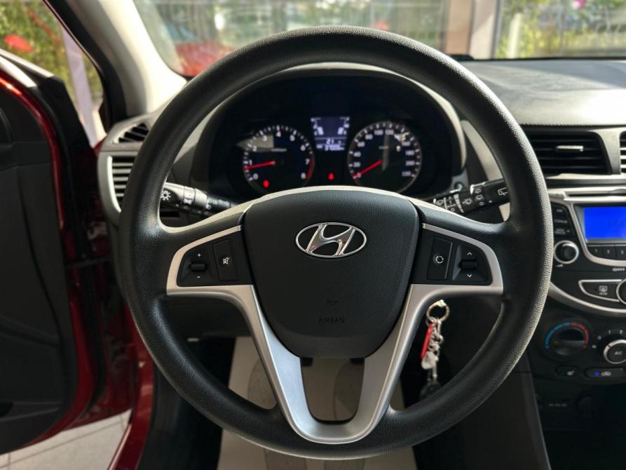 Hyundai Solaris I Санкт-Петербург  - изображение 20