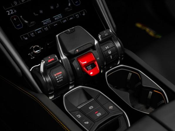 Lamborghini Urus I с пробегом 2022 года, цена 30 530 000 рублей, 29216 км, внедорожник, Автокод Объявления