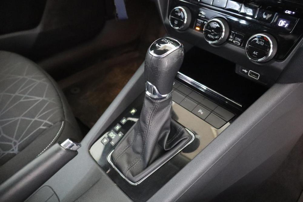 Skoda Octavia III (A7) Рестайлинг Санкт-Петербург  - изображение 10