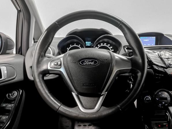 Ford Fiesta Mk6 Рестайлинг с пробегом 2016 года, цена 850 000 рублей, 134538 км, хэтчбек, Автокод Объявления