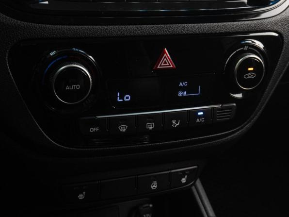 Hyundai Solaris II Рестайлинг с пробегом 2021 года, цена 1 479 000 рублей, 104566 км, седан, Автокод Объявления