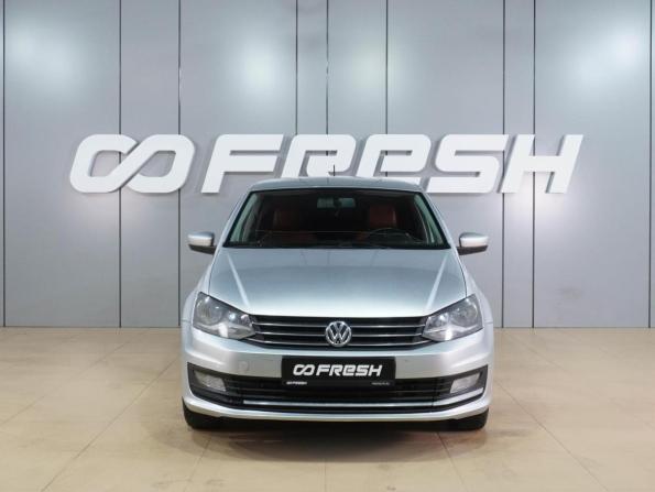 Volkswagen Polo V Рестайлинг с пробегом 2016 года, цена 819 000 рублей, 323934 км, седан, Автокод Объявления