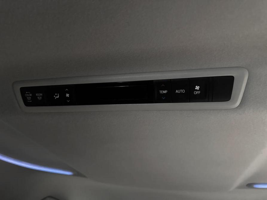 Toyota Vellfire II Рестайлинг Красноярск  - изображение 14