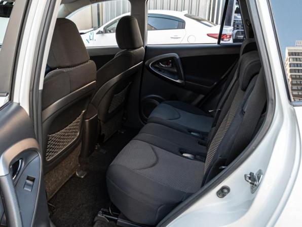 Toyota RAV4 III (XA30) Рестайлинг с пробегом 2011 года, цена 1 350 000 рублей, 208250 км, внедорожник, Автокод Объявления