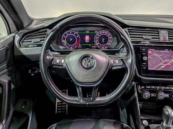 Volkswagen Tiguan II с пробегом 2018 года, цена 2 700 000 рублей, 132695 км, внедорожник, Автокод Объявления