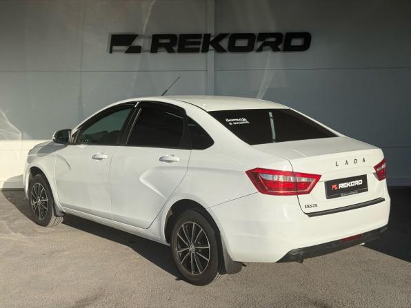 Lada (ВАЗ) Vesta I с пробегом 2021 года, цена 989 000 рублей, 87335 км, седан, Автокод Объявления