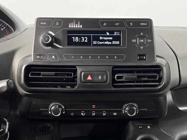 Peugeot Rifter I с пробегом 2019 года, цена 2 199 900 рублей, 116674 км, компактвэн, Автокод Объявления
