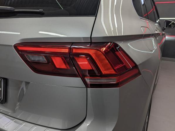 Volkswagen Tiguan II Рестайлинг с пробегом 2021 года, цена 2 655 000 рублей, 74000 км, внедорожник, Автокод Объявления