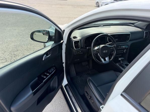 Kia Sportage IV Рестайлинг с пробегом 2021 года, цена 3 395 000 рублей, 41400 км, внедорожник, Автокод Объявления