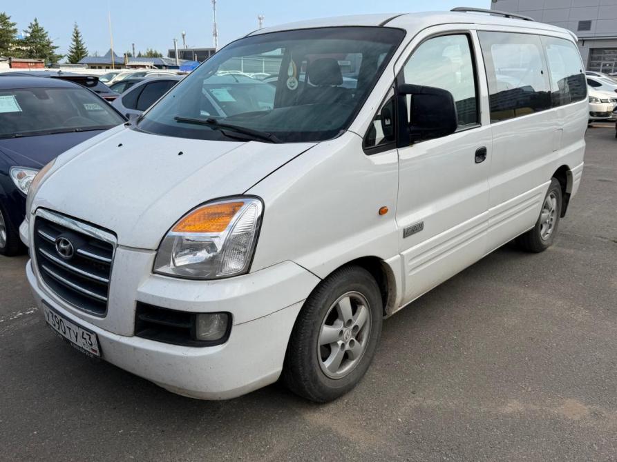 Hyundai Starex I Рестайлинг 2 Киров  - изображение 1