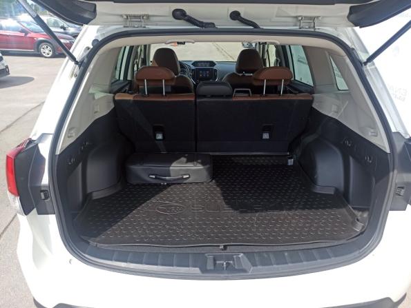 Subaru Forester V Рестайлинг с пробегом 2023 года, цена 4 900 000 рублей, 3886 км, внедорожник, Автокод Объявления