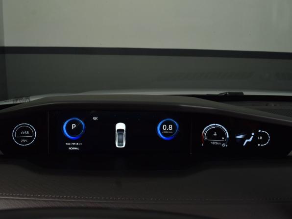 Changan UNI-V I с пробегом 2023 года, цена 2 275 995 рублей, 73518 км, лифтбек, Автокод Объявления