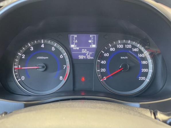 Hyundai Solaris I с пробегом 2014 года, цена 847 000 рублей, 98410 км, хэтчбек, Автокод Объявления