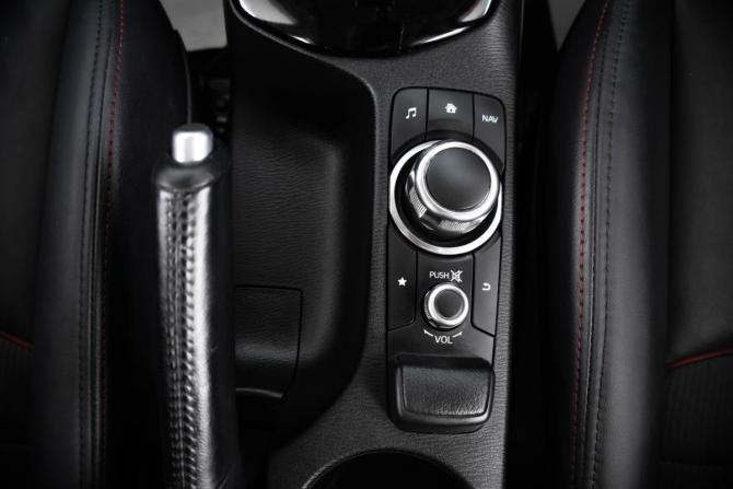 Mazda CX-3 I с пробегом 2015 года, цена 1 499 000 рублей, 136200 км, внедорожник, Автокод Объявления