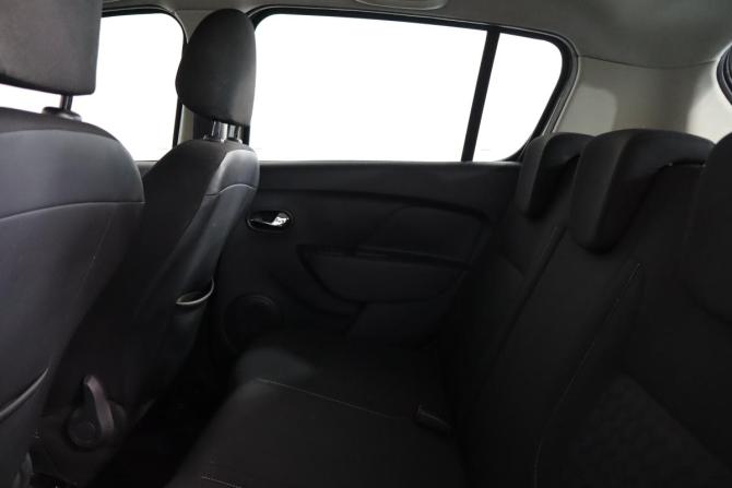 Renault Sandero II с пробегом 2016 года, цена 759 000 рублей, 133000 км, хэтчбек, Автокод Объявления