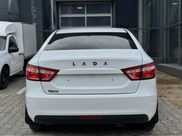 Lada (ВАЗ) Vesta I с пробегом 2019 года, цена 810 000 рублей, 62000 км, седан, Автокод Объявления