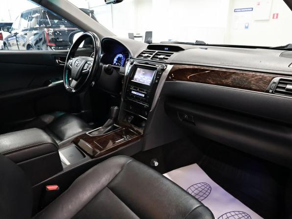 Toyota Camry VII (XV50) Рестайлинг с пробегом 2015 года, цена 2 085 000 рублей, 120985 км, седан, Автокод Объявления