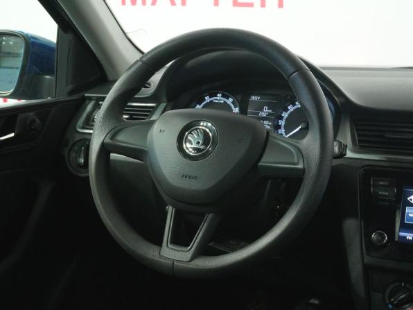 Skoda Rapid I Рестайлинг с пробегом 2019 года, цена 1 419 000 рублей, 65725 км, лифтбек, Автокод Объявления
