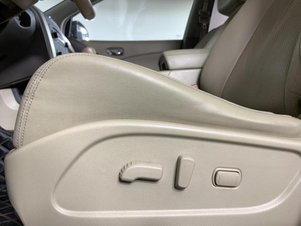 Nissan Murano II (Z51) Рестайлинг 2 с пробегом 2012 года, цена 825 000 рублей, 305626 км, внедорожник, Автокод Объявления