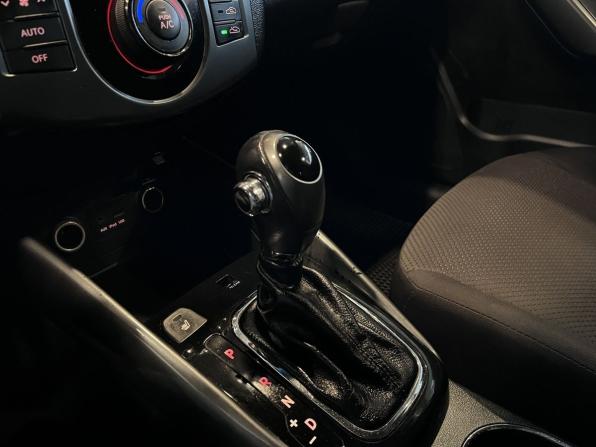 Kia Cerato II с пробегом 2012 года, цена 537 000 рублей, 230795 км, седан, Автокод Объявления