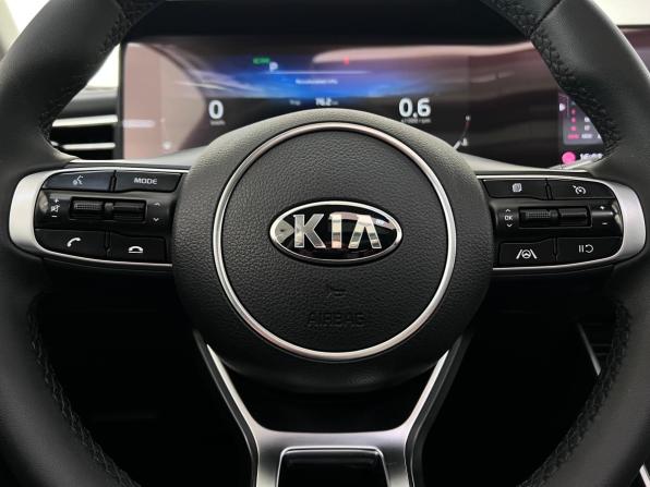 Kia K5 III с пробегом 2020 года, цена 3 050 000 рублей, 66211 км, седан, Автокод Объявления