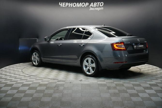 Skoda Octavia III (A7) Рестайлинг с пробегом 2019 года, цена 2 290 000 рублей, 138000 км, лифтбек, Автокод Объявления