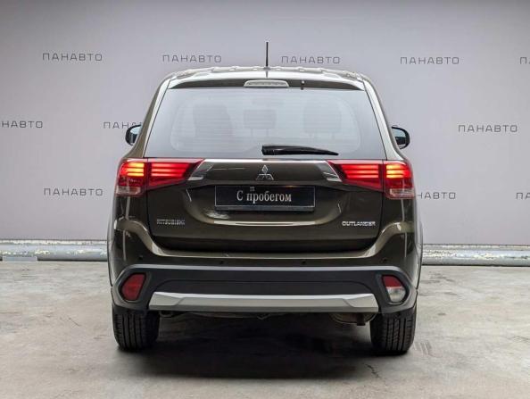 Mitsubishi Outlander III Рестайлинг 2 с пробегом 2016 года, цена 1 435 000 рублей, 178897 км, внедорожник, Автокод Объявления