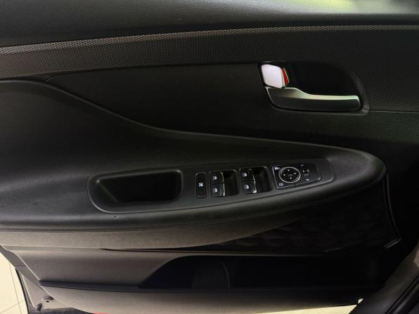 Hyundai Santa Fe IV с пробегом 2019 года, цена 2 390 000 рублей, 165416 км, внедорожник, Автокод Объявления