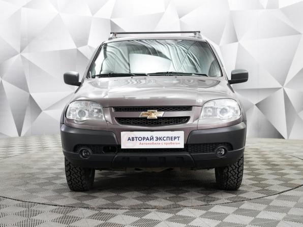 Chevrolet Niva I Рестайлинг с пробегом 2018 года, цена 781 000 рублей, 60000 км, внедорожник, Автокод Объявления