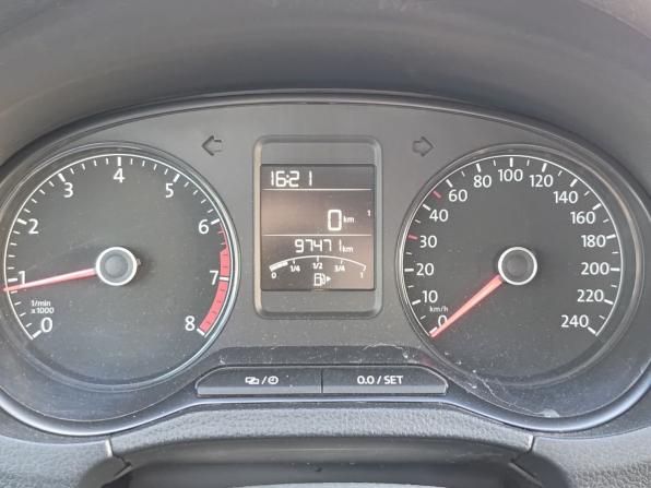 Volkswagen Polo V Рестайлинг с пробегом 2017 года, цена 930 000 рублей, 97452 км, седан, Автокод Объявления