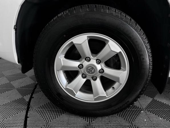 Toyota Land Cruiser Prado 150 Series с пробегом 2012 года, цена 2 499 000 рублей, 204000 км, внедорожник, Автокод Объявления