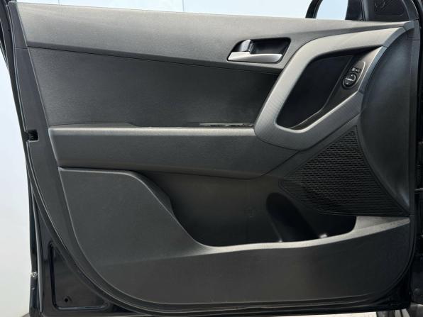 Hyundai Creta I с пробегом 2018 года, цена 1 799 000 рублей, 161128 км, внедорожник, Автокод Объявления
