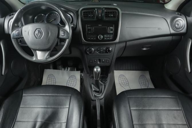 Renault Sandero II с пробегом 2018 года, цена 929 000 рублей, 66357 км, хэтчбек, Автокод Объявления