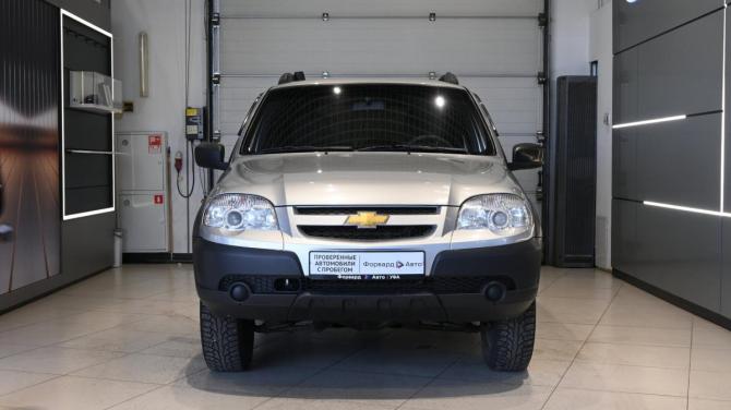 Chevrolet Niva I Рестайлинг с пробегом 2015 года, цена 650 000 рублей, 151529 км, внедорожник, Автокод Объявления