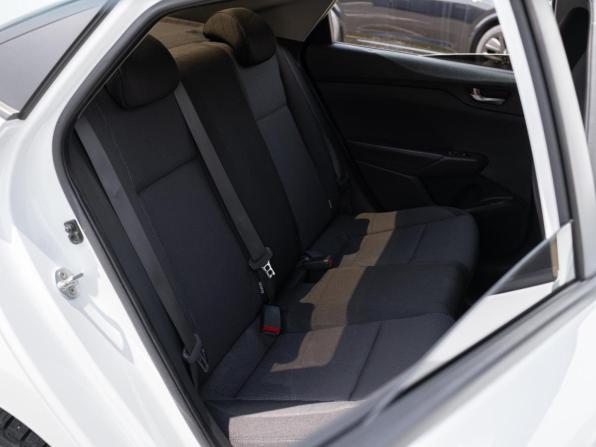 Hyundai Solaris II с пробегом 2018 года, цена 1 279 000 рублей, 96660 км, седан, Автокод Объявления