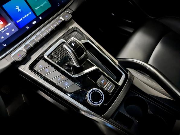 Geely Atlas Pro с пробегом 2023 года, цена 1 960 000 рублей, 53080 км, внедорожник, Автокод Объявления