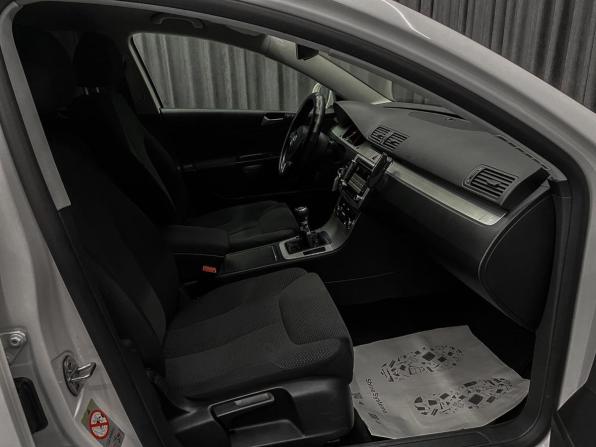 Volkswagen Passat B6 с пробегом 2010 года, цена 825 000 рублей, 255000 км, универсал, Автокод Объявления