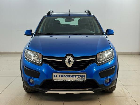 Renault Sandero II с пробегом 2015 года, цена 865 000 рублей, 104146 км, хэтчбек, Автокод Объявления