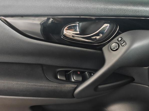 Nissan Qashqai II с пробегом 2016 года, цена 1 750 000 рублей, 73393 км, внедорожник, Автокод Объявления