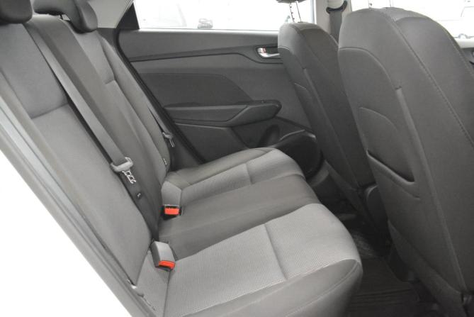 Hyundai Solaris II Рестайлинг с пробегом 2021 года, цена 1 689 000 рублей, 52000 км, седан, Автокод Объявления