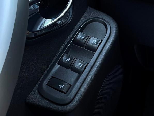 Nissan Terrano III (D10) с пробегом 2020 года, цена 1 670 000 рублей, 89084 км, внедорожник, Автокод Объявления