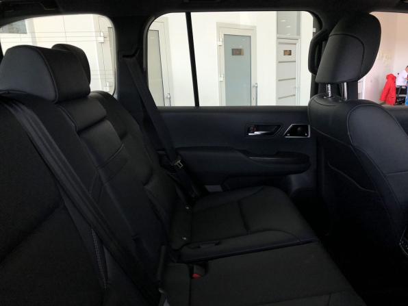 Новый Toyota Land Cruiser 300 Series 2021 года, цена 63 000 рублей, внедорожник, Автокод Объявления