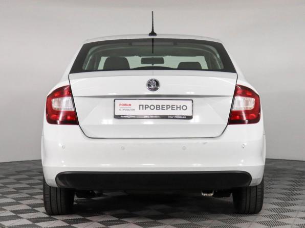 Skoda Rapid I Рестайлинг с пробегом 2018 года, цена 890 000 рублей, 286000 км, лифтбек, Автокод Объявления